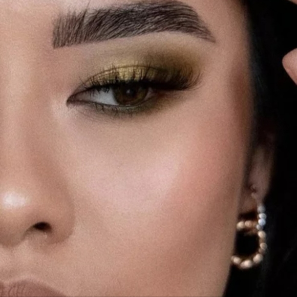 E.l.f Long-lasting Lustrous Eyeshadow 81143 Toast Gold Shimmer - Picture 3 of 4